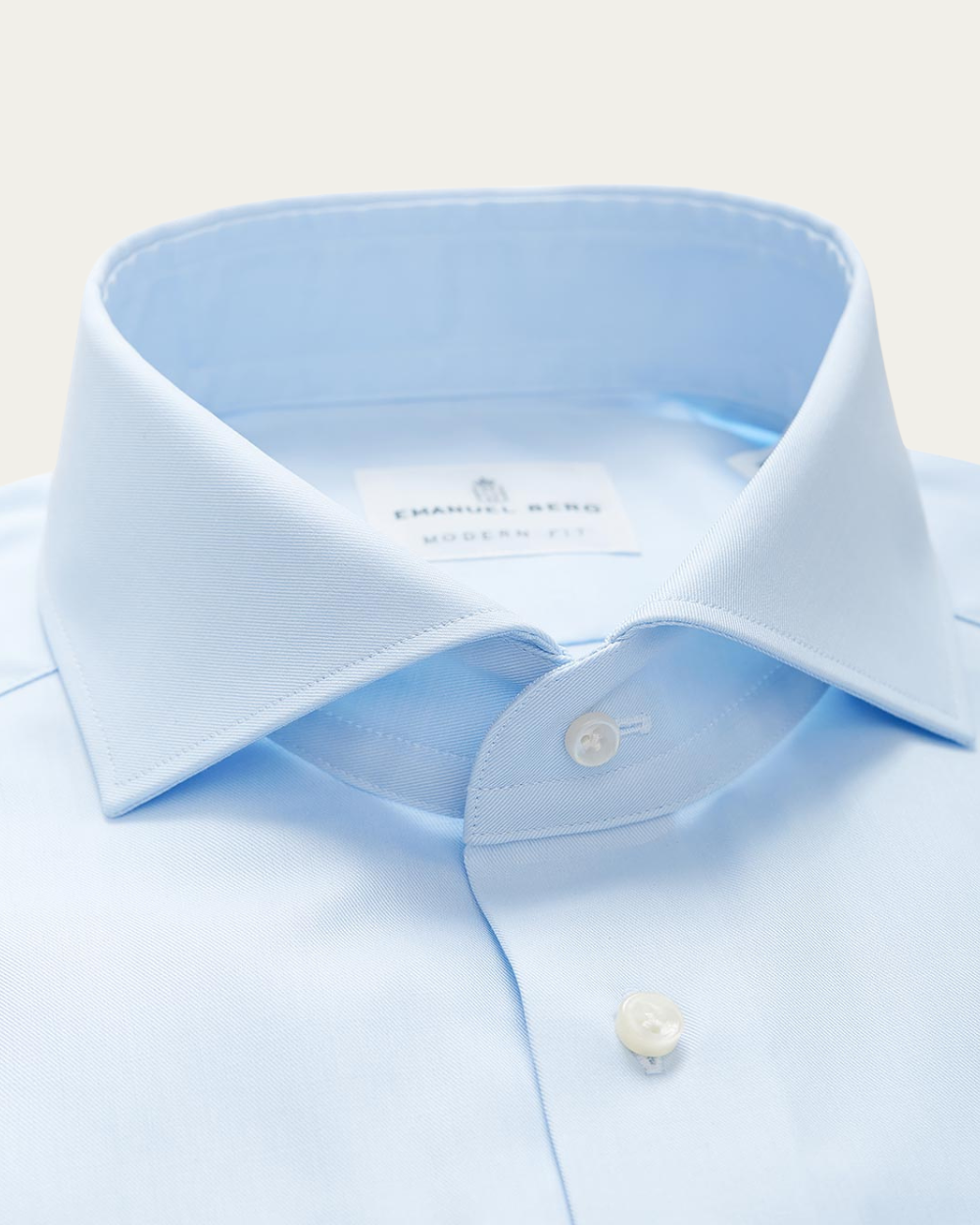 Emanuel Berg | Light Blue Wrinkle Resistant Twill Shirt