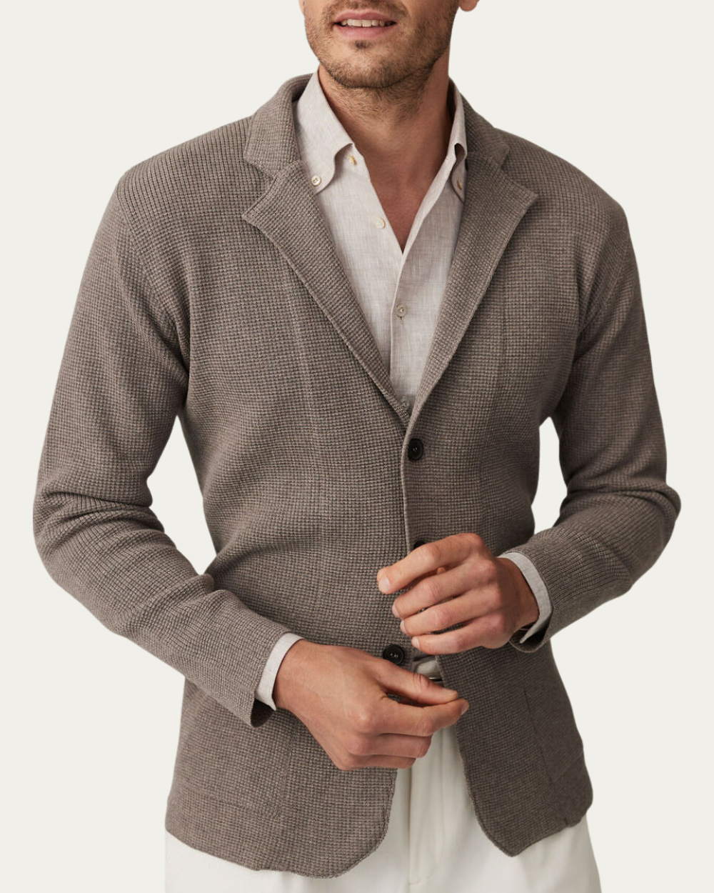 Brązowy kardigan z teksturą z wełny merino | Emanuel Berg