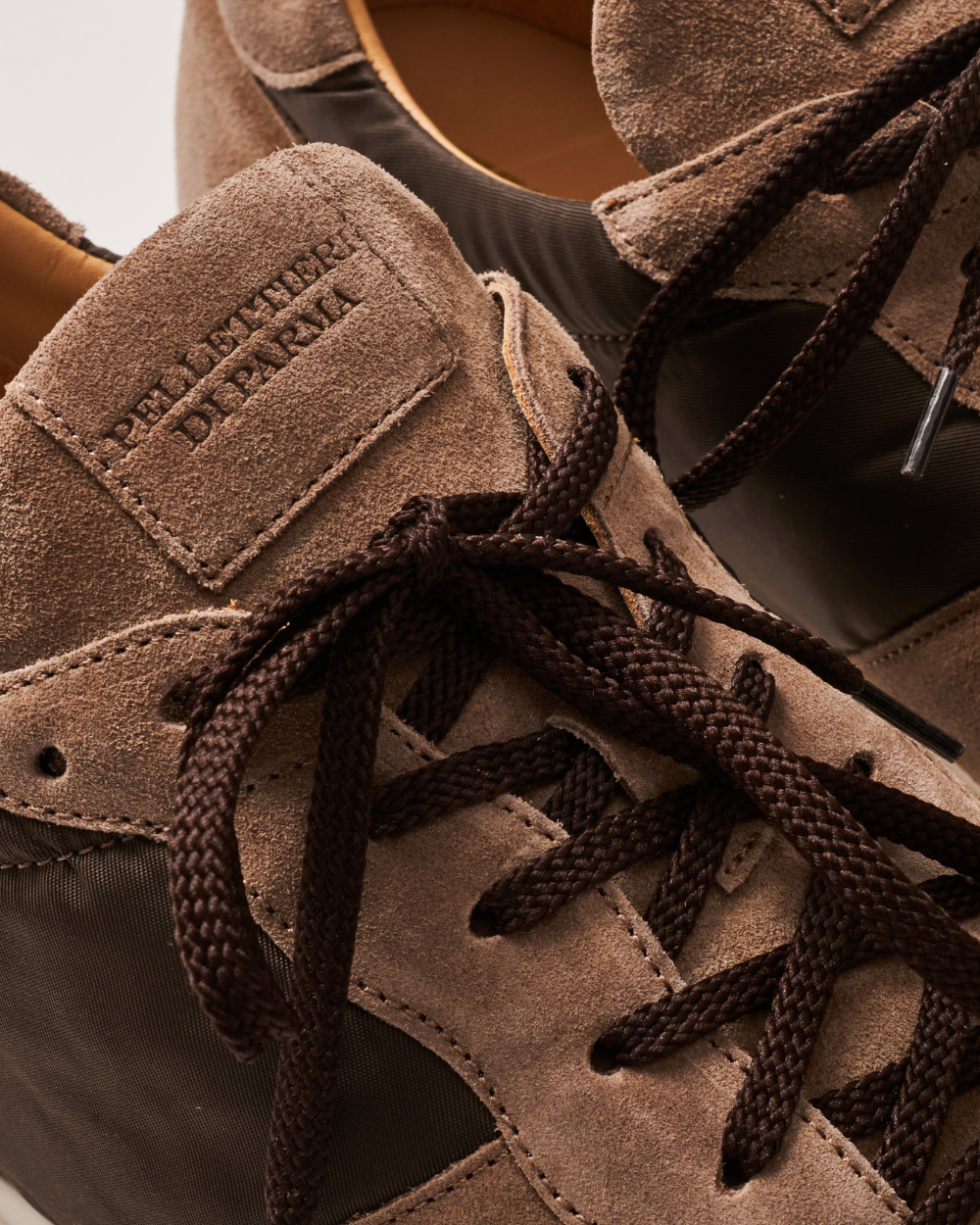 Brązowe buty sportowe Davida Castagne'a | Pellettieri di Parma